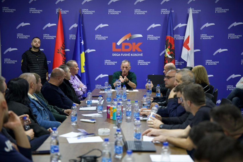 ldk e pdk bejne koalicion per fushe kosoven ja 8 pikat e marreveshjes 68feb13843df5