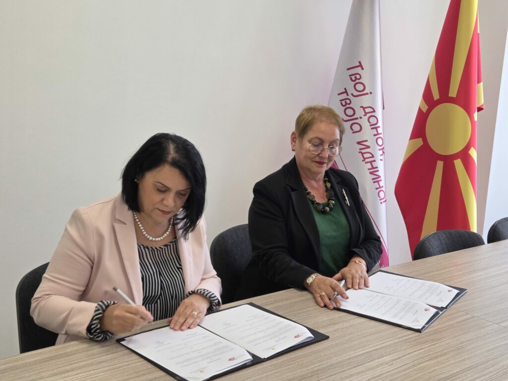 MASH dhe DAP do të avancojnë edukimin financiar në shkollat fillore dhe të mesme 2 mash dhe dap do te avancojne edukimin financiar ne shkollat fillore dhe te mesme 68f229118f7ad