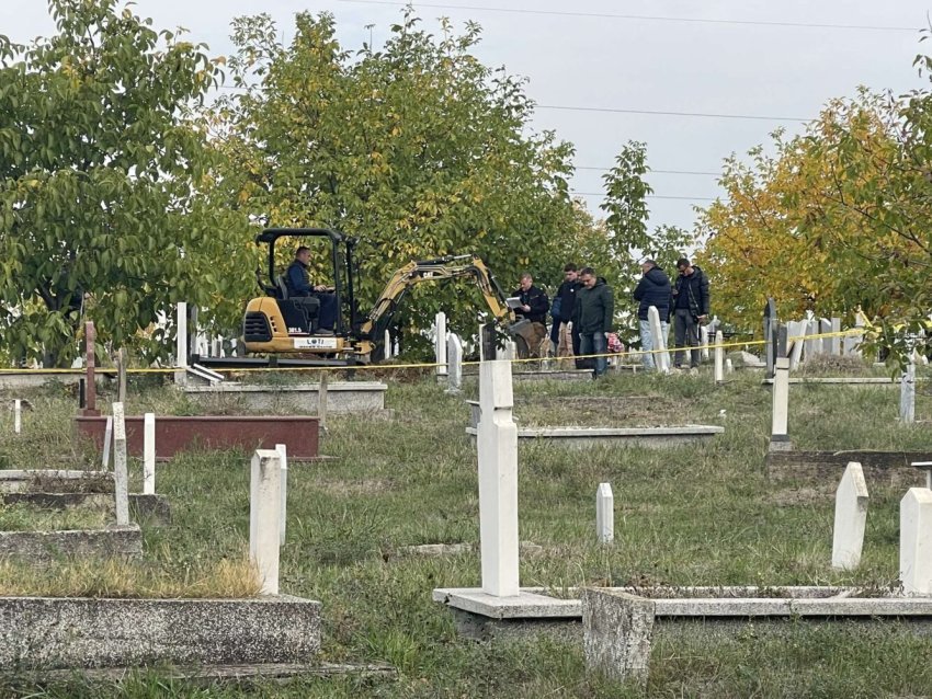 Mbetjet eshtërore në Hajvali, vazhdojnë gërmimet 4 mbetjet eshterore ne hajvali vazhdojne germimet 68f75caed8206