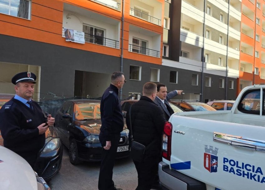 Mbi 4000 m² pa leje në një pallat në zonën e Astirit në Tiranë, ndalohet ndërtuesi 2 mbi 4000 mc2b2 pa leje ne nje pallat ne zonen e astirit ne tirane ndalohet ndertuesi 68ea5d95d3b4f