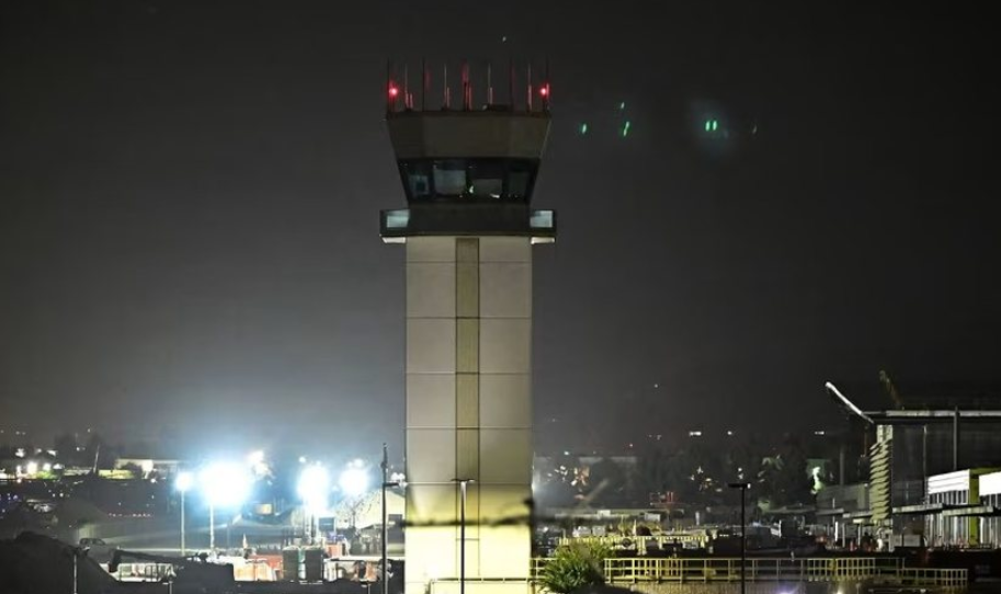 Mbyllja e qeverisë, mungesa e kontrollorëve shkakton vonesa në aeroportet e SHBA 2 mbyllja e qeverise mungesa e kontrolloreve shkakton vonesa ne aeroportet e shba 68e6384707975