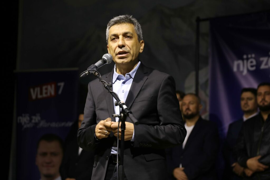 mexhiti sfidon bujar osmanin merre ke te duash ali ahmetin artan grubin pr agjencit dhe eja ne duel televiziv 68e829b6de49f