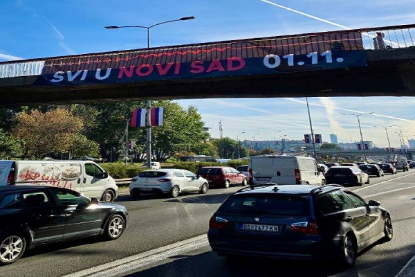 Mijëra njerëz tashmë po shkojnë drejt Novi Sadit, Vuçiq anulon trenat- arrestohet politikani 3 mijera njerez tashme po shkojne drejt novi sadit vuciq anulon trenat arrestohet politikani 6904bd1394207