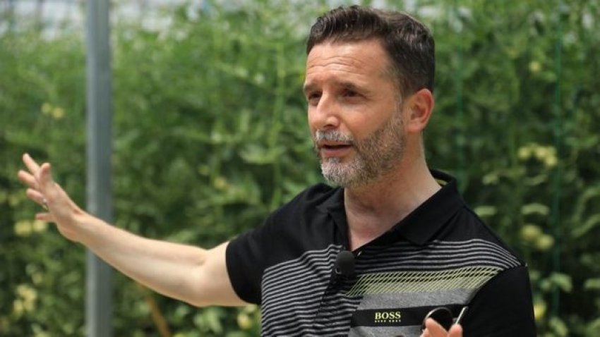 monopatinat vijojne te qarkullojne brace ironizon kociun dhe proden nisin por nuk perfundojne 68fa67de12438