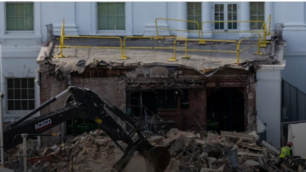 nga miliarderet e kriptovalutave te anetaret e kabinetit cilet jane donatoret qe do te paguajne sallen e ballove te trump 68fb6827828b1