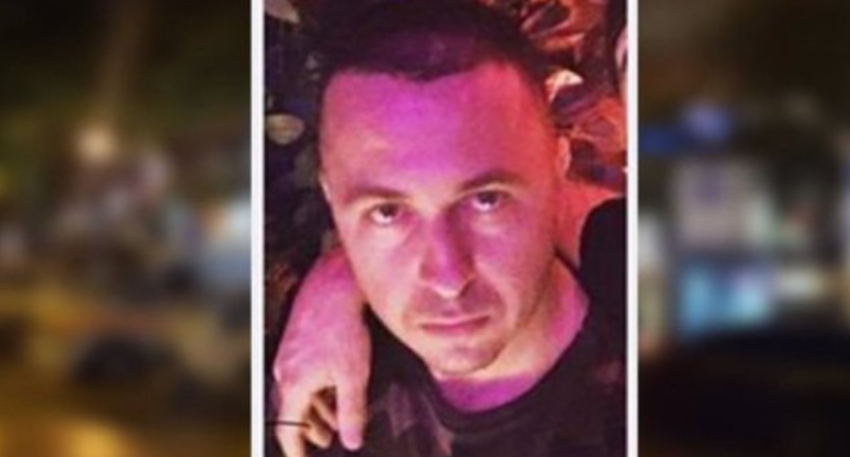 Nuk është parë që nga gushti i vitit 2022, babai i Ervis Martinajt kërkon shpalljen e djalit të tij si i zhdukur 2 nuk eshte pare qe nga gushti i vitit 2022 babai i ervis martinajt kerkon shpalljen e djalit te tij si i zhdukur 68f8de182b087