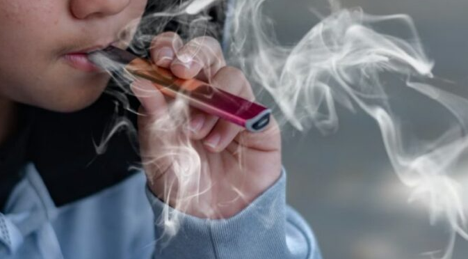 OBSH: 15 milionë adoleshentë në botë përdorin cigare elektronike 4 obsh 15 milione adoleshente ne bote perdorin cigare elektronike 68e51f0377317