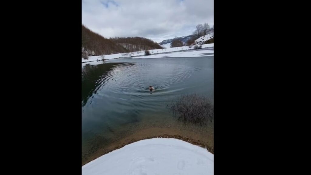 perflitet si nje nga emrat e pd qe mund te garoje per tiranen hasimja sfidon te ftohtin poston videon duke u hedhur ne ujerat e akullt 68e12423d291f