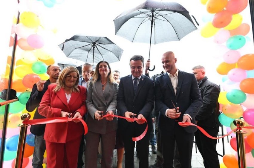 Përurohet çerdhja e re në fshatin Godanc të komunës së Shtimes 2 perurohet cerdhja e re ne fshatin godanc te komunes se shtimes 68de8870af002