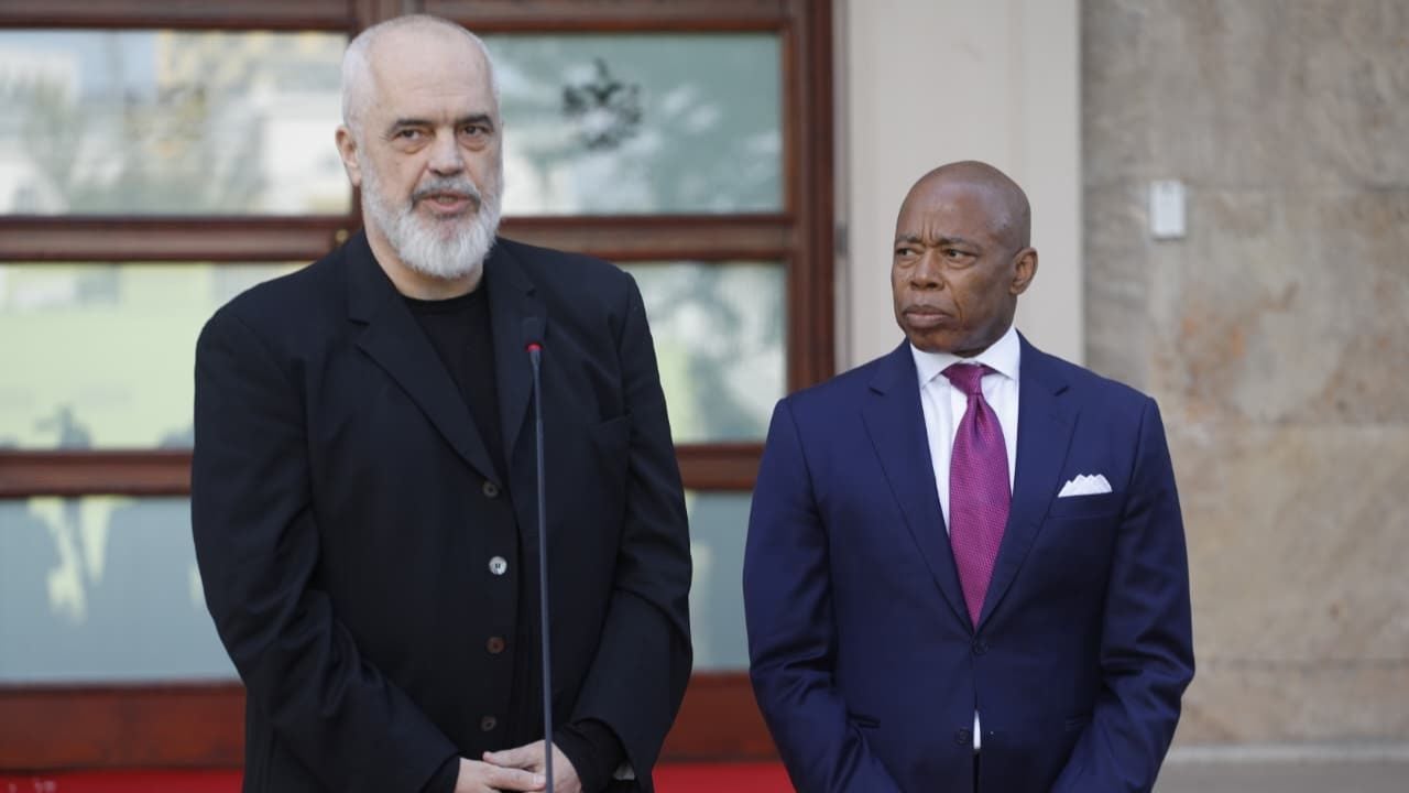 rama me kryebashkiakun e nju jorkut keni mundesi te shikoni nga afer ministren e inteligjences artificiale adams ai eshte e ardhmja 68e64e053a931