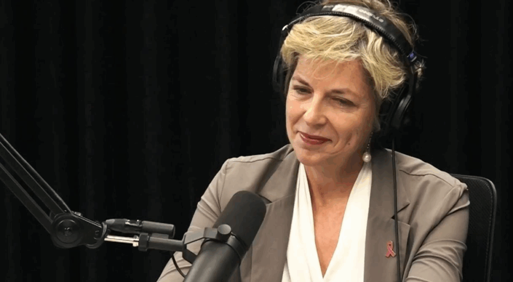 Rama ministres së Shëndetësisë: Duhet të bësh stërvitje me shqipen 3 rama ministres se shendetesise duhet te besh stervitje me shqipen 68eb7d1f2cb07