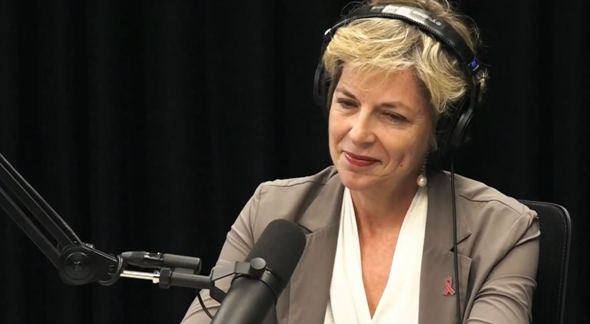 Rama ministres së Shëndetësisë: Duhet të bësh stërvitje me shqipen 1 rama ministres se shendetesise duhet te besh stervitje me shqipen 68eb7d1f2cb07