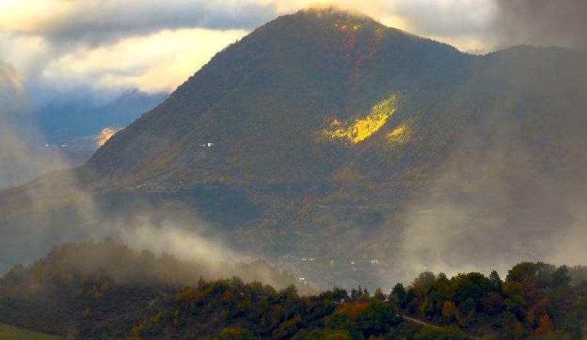 rama uron dite te mbare me pamje magjepsese te malit te dajtit 690315b523b6f