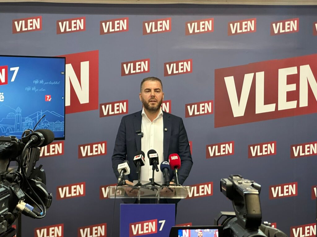 Sabri Aziri: Bujar Osmani aprovoi padrejtësinë ndaj familjes sime në rastin ‘Monstra’ 2 sabri aziri bujar osmani aprovoi padrejtesine ndaj familjes sime ne rastin monstra 68e8ee935db41