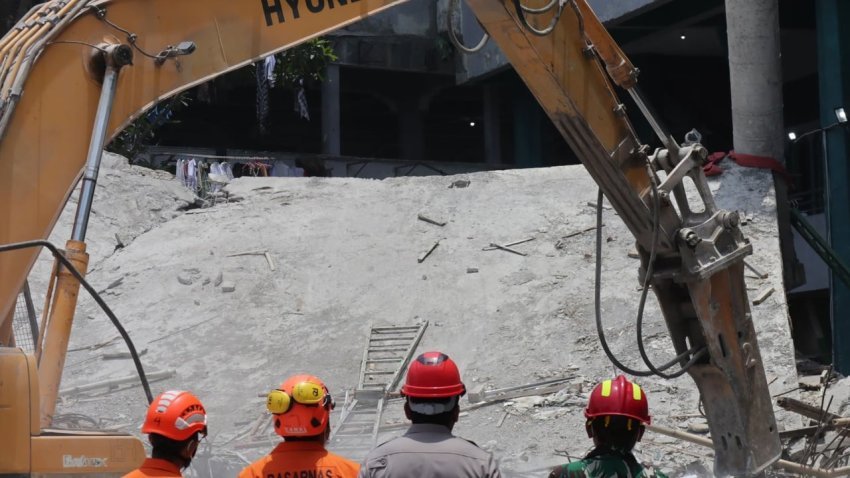 shembja e shkolles islame ne indonezi konfirmohen 67 viktima shumica djem adoleshente 68e4e0d32186d