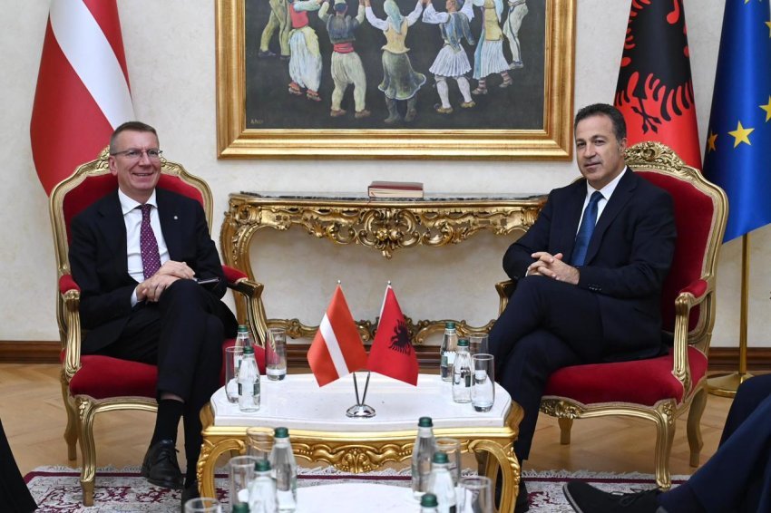 Siguria rajonale, Peleshi takon presidentin e Letonisë: Partneritet i fortë dhe angazhim i përbashkët mes dy vendeve 2 siguria rajonale peleshi takon presidentin e letonise partneritet i forte dhe angazhim i perbashket mes dy vendeve 68deb863d967e