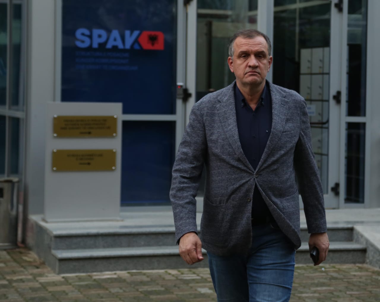 “Sterilizimin”/ “I bie të blej akuzën”, ish-ministri Beqaj kërkon aksesin në procesverbalet e dosjes së tij: CD nuk e marr me pagesë, na duhet një “Diella” që… 1 sterilizimin i bie te blej akuzen ish ministri beqaj kerkon aksesin ne procesverbalet e dosjes se tij cd nuk e marr me pagese na duhet nje diella 68ee5327b1313