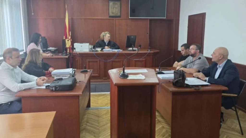 sulmoi futbollistet 15 vjecare denohet me 11 muaj burg 43 vjecari nga shkupi 68ff74394d16b