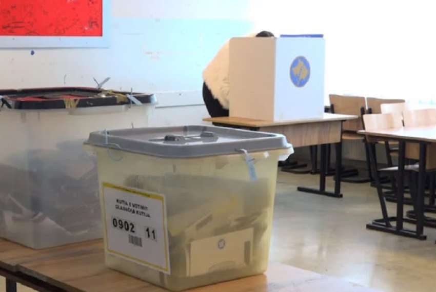 Tri raste fotografimi të votave në Podujevë, policia jep detaje 3 tri raste fotografimi te votave ne podujeve policia jep detaje 68ebefb2088d5