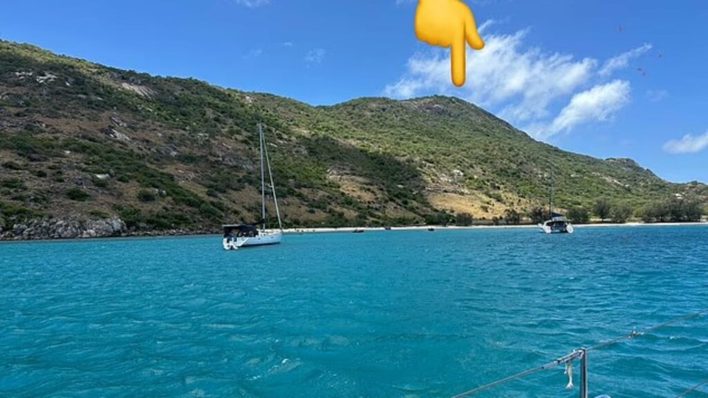 Udhëtimi i ëndrrave kthehet në tragjedi/ 80-vjeçarja pagoi 80 mijë paund në turin me kroçiere, gjendet e vdekur pasi e harrojnë në ishull 3 udhetimi i endrrave kthehet ne tragjedi 80 vjecarja pagoi 80 mije paund ne turin me krociere gjendet e vdekur pasi e harrojne ne ishull 69021bc554e0b