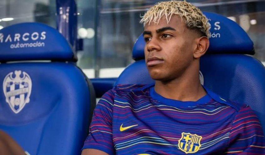 vendimi qe po ben buje asnje autograf me nga lamine yamal 68f344133a457