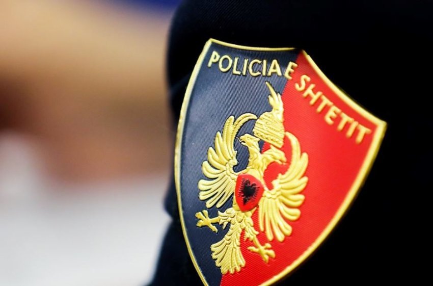 Vetura godet për vdekje 71-vjeçaren në rrugën Gjirokastër-Kakavijë 2 vetura godet per vdekje 71 vjecaren ne rrugen gjirokaster kakavije 68e025ffd8cf1