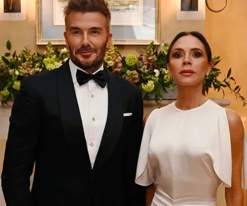 victoria beckham ne mes te nje sherri me nusen 69023e37c6b47