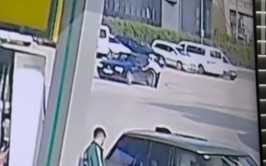 vidhet nje veture ne fushe kosove kerkohet ndihme per ta gjetur 68fd4b6fea4e7