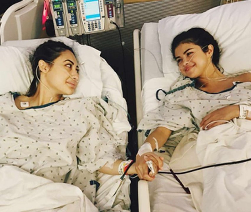 Vite më parë i dhuroi veshkën, por nuk e ftoi në dasëm, flet shoqja e Selena Gomez 2 vite me pare i dhuroi veshken por nuk e ftoi ne dasem flet shoqja e selena gomez 68e6aad2788c4