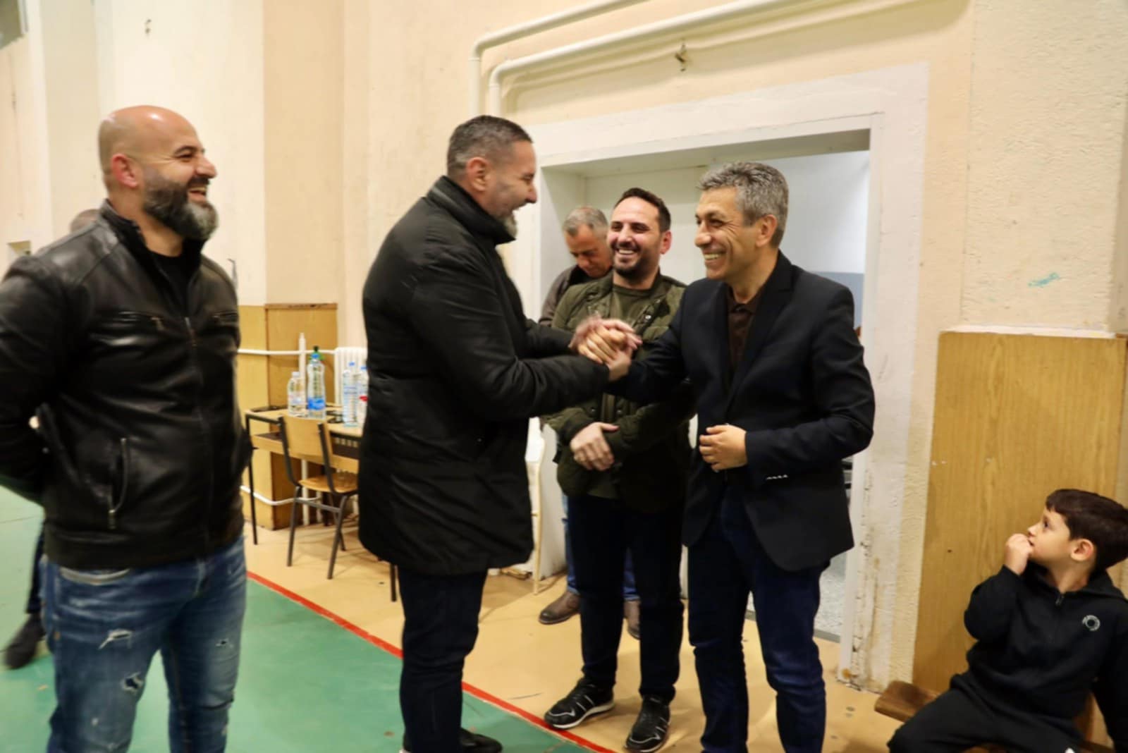 Vizitë në klubin e Sambos/ Mexhiti: Sporti ka nevojë për mbështetje të vërtetë 1 vizite ne klubin e sambos mexhiti sporti ka nevoje per mbeshtetje te vertete 68e6d831e400f