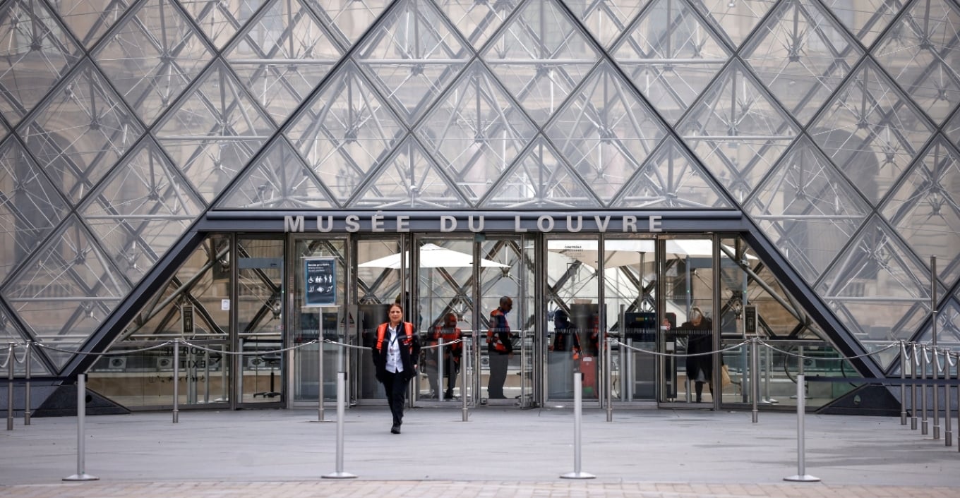 Vjedhja në Muzeun e Luvrit, ADN-ja ‘zhbllokoi’ hetimet dhe zbuloi autorët e grabitjes 1 vjedhja ne muzeun e luvrit adn ja zhbllokoi hetimet dhe zbuloi autoret e grabitjes 68ff408a0285e