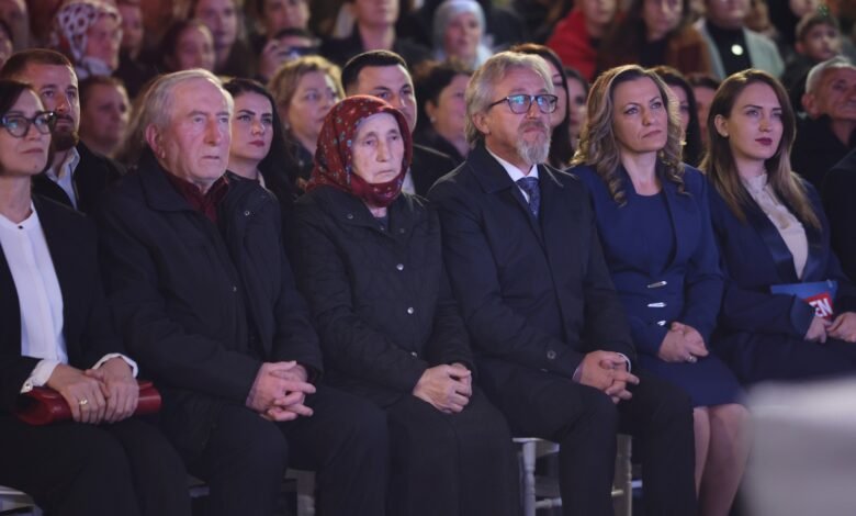 VLEN: Mërgata, rinia dhe shpresa bashkohen me Një Zë për Fatmir Limanin! 2 vlen mergata rinia dhe shpresa bashkohen me nje ze per fatmir limanin 68f0b3b37cde1