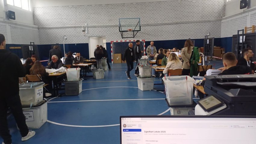Votat me postë për kandidatët për kryetar të Prizrenit 2 votat me poste per kandidatet per kryetar te prizrenit 68f56270562dc