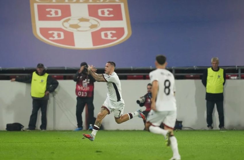 Vuçiq gjen fajtorin e humbjes nga shqiptarët, ja ku e drejton gishtin 3 vuciq gjen fajtorin e humbjes nga shqiptaret ja ku e drejton gishtin 68ebe7b901094