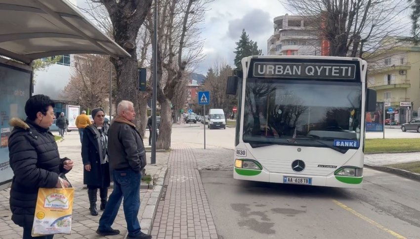 Zbardhet vendimi/ Nga nesër, rritet çmimi i biletës për dy linja urbani dhe abonetë në Kamëz 2 zbardhet vendimi nga neser rritet cmimi i biletes per dy linja urbani dhe abonete ne kamez 6904bb965bbac