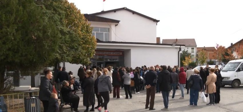 “Zenel Hajdini” në Prishtinë nis mësimin tërëditor nga java e ardhshme, prindërit shprehin skepticizëm 3 zenel hajdini ne prishtine nis mesimin tereditor nga java e ardhshme prinderit shprehin skepticizem 68f2a353c4d42