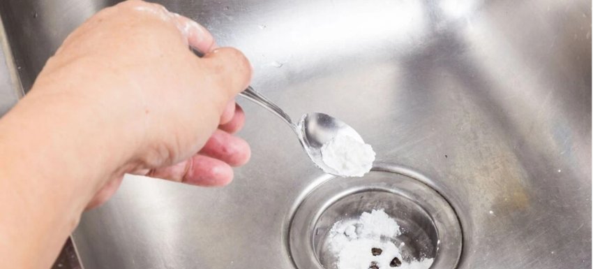 zhbllokoni lavamanin duke hedhur uthull dhe sode buke 69031f3597bc3