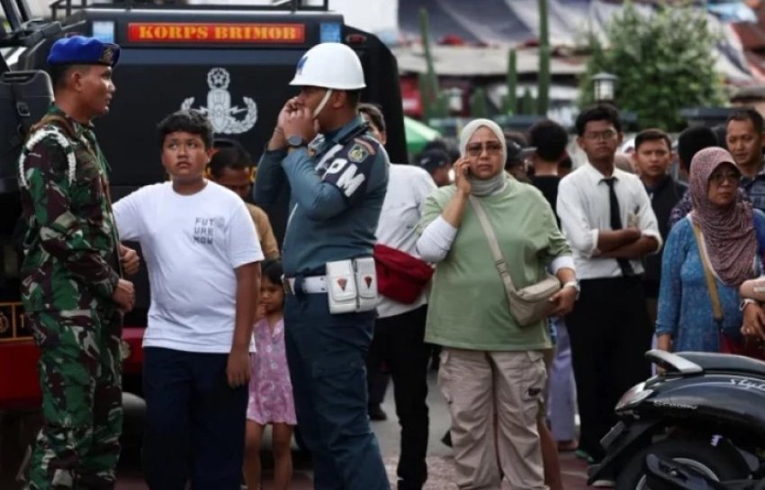 54 persona te plagosur nga shperthimi ne nje xhami ne