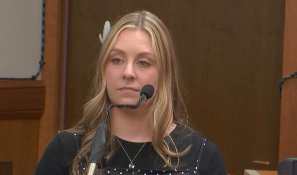 6 vjecari e plagosi me arme zjarri brenda klases mesuesja amerikane demshperblehet me 10 milione dollare 690cfc2632a49