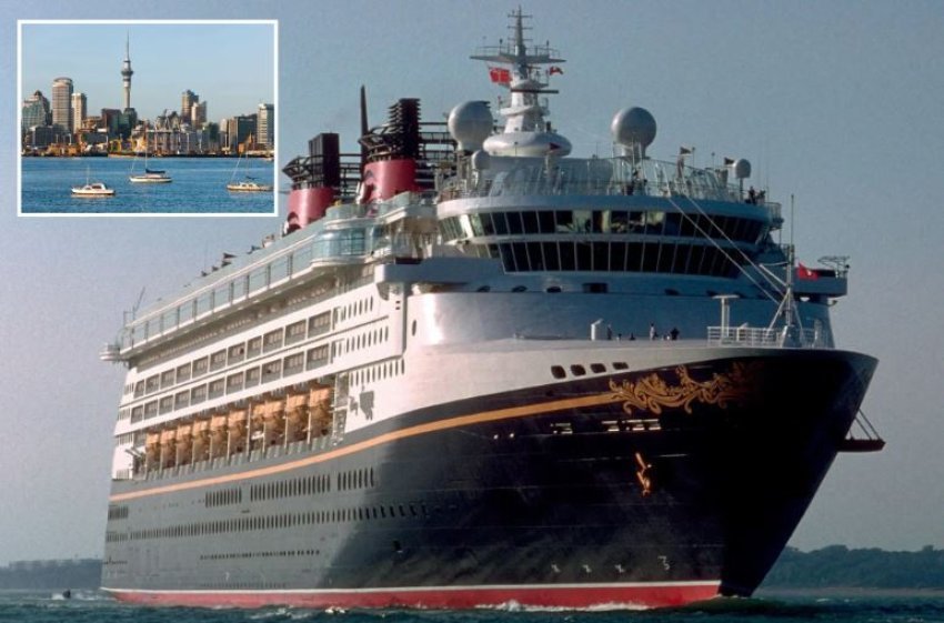 73 vjecari bie nga anija turistike gjate udhetimit per ne zelanden e re ekipet e shpetimit prej oresh ne kerkim te burrit 6922f37542405