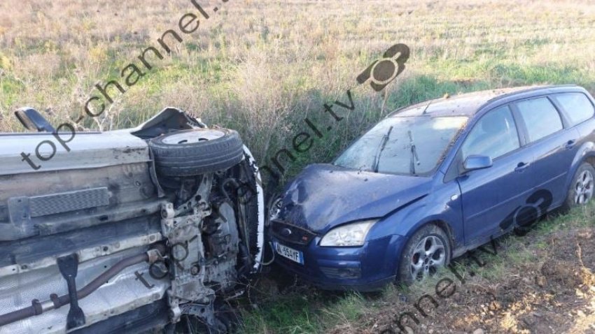 aksident ne aksin vlore kote perplasen dy mjete plagoset pasagjeri 69189e35516ba