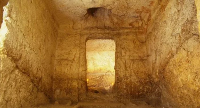 arkeologet gjejne varrin 5000 vjecar mund te jete porta per mbreterine prehistorike 690f815332c16