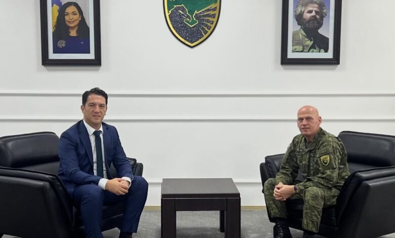 bekim sali takohet me komandantin e fsk se bashkim jashari bashkepunim i fuqishem ne kuader te nato s 690a30b48870b