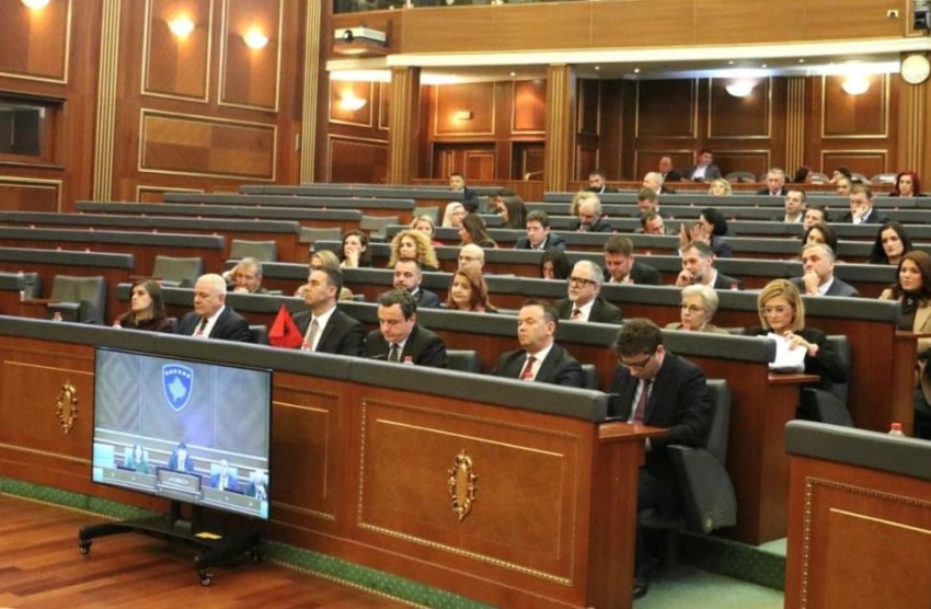 bojkoti i seances per buxhet nga opozita voca paralajmeron rrezikun e krizes shteterore 691e39013a5ba