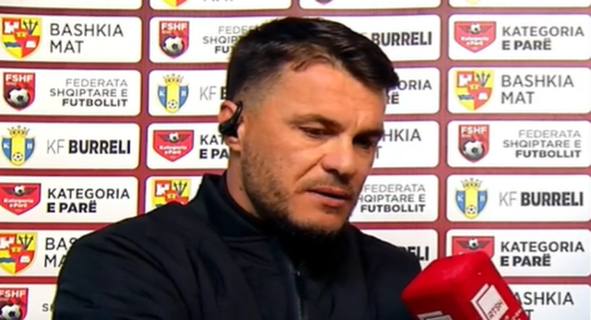 cela i zhgenjyer nga lojtaret e tij 690e129413f8f