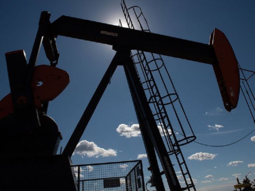 cmimet e naftes rriten mbi 64 dollare 691f6f766a8f5