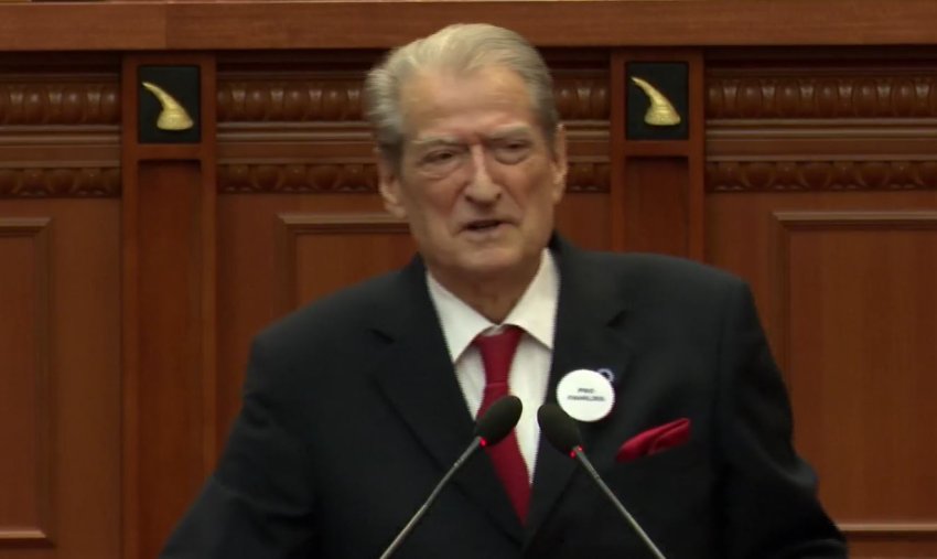 deklarata per qendrimin e ambasadorit gonzato ndaj ligjit per barazine gjinore ps kerkon perjashtimin e berishes nga kuvendi per 30 dite 690cf8f893bfe