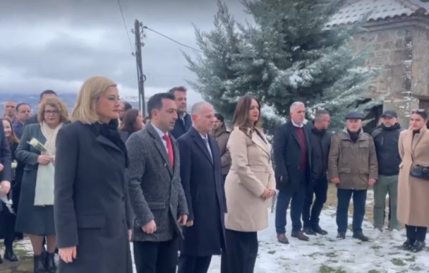 dimal basha nga kulla e boletinit 28 nentori dite e shenjte kombetare 6929a6052b860