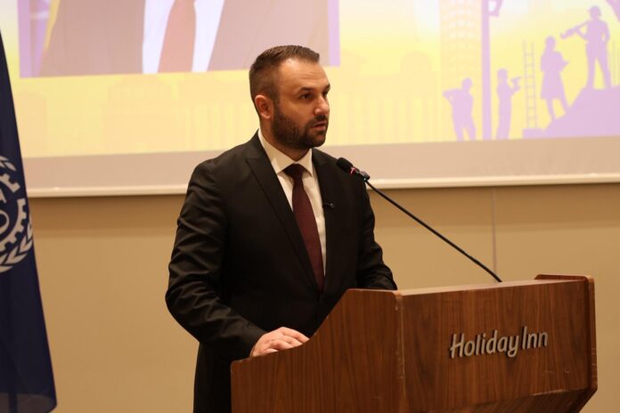 durmishi vegla te reja digjitale dhe inspektim me i forte per te mbrojtur puntoret 69133a113f17a