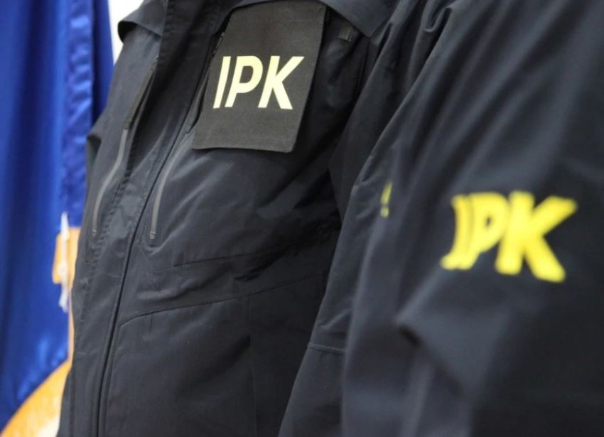 dyshohet se u fjalosen gjate orarit te punes ipk rekomandon suspendimin e dy policeve ne prizren 6916039fc8db4
